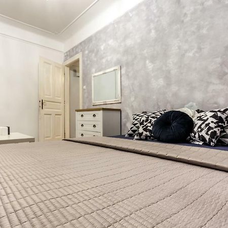 Apartment On Sharanevycha Lviv Eksteriør billede