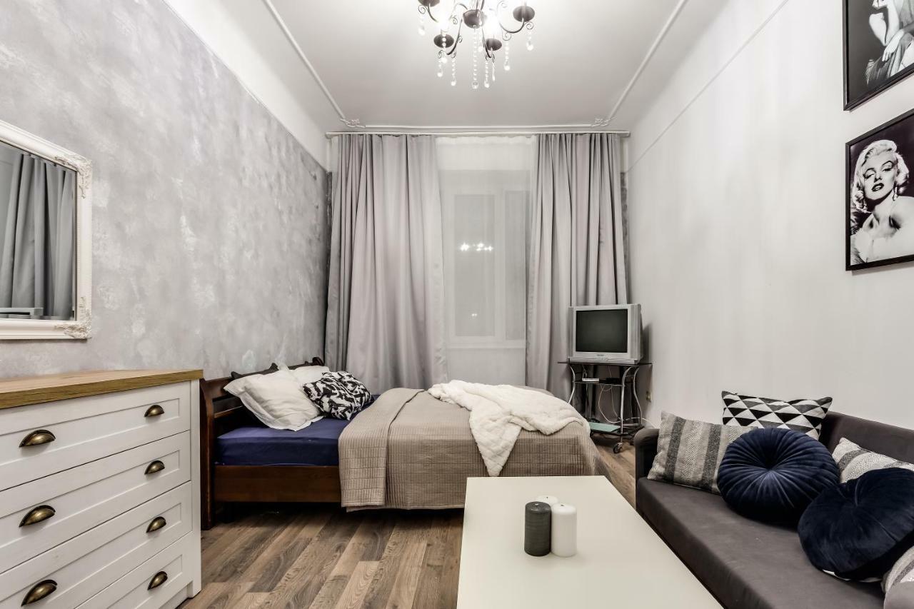 Apartment On Sharanevycha Lviv Eksteriør billede